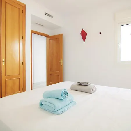 Con Amplia Terraza Y Piscina - Bahía Apartamento Calpe